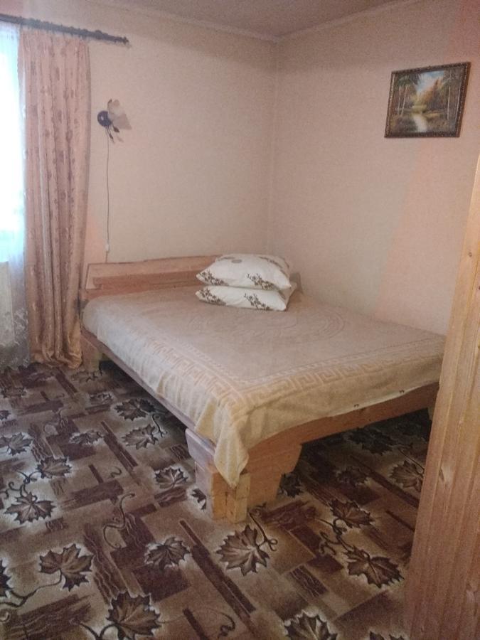 Schedryk Hotel Mykulychyn Eksteriør billede