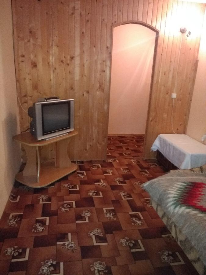 Schedryk Hotel Mykulychyn Eksteriør billede